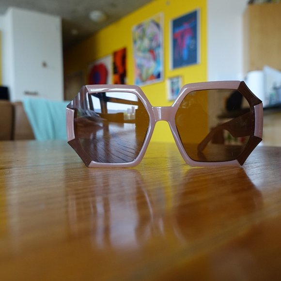 Polygonal Square Jelly Brown statement UV sunglasses - Picture 10 of 13